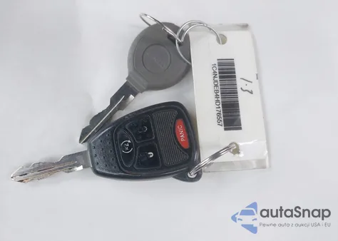 2017 Jeep Compass Latitude 4X4 from USA, damaged, VIN 1C4NJDEB4HD176557